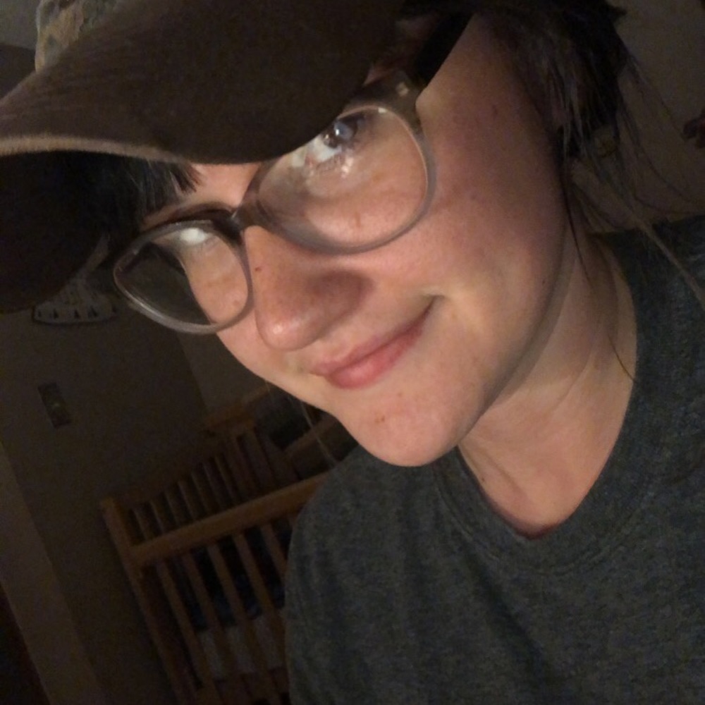 Meet your Posher, Ashley